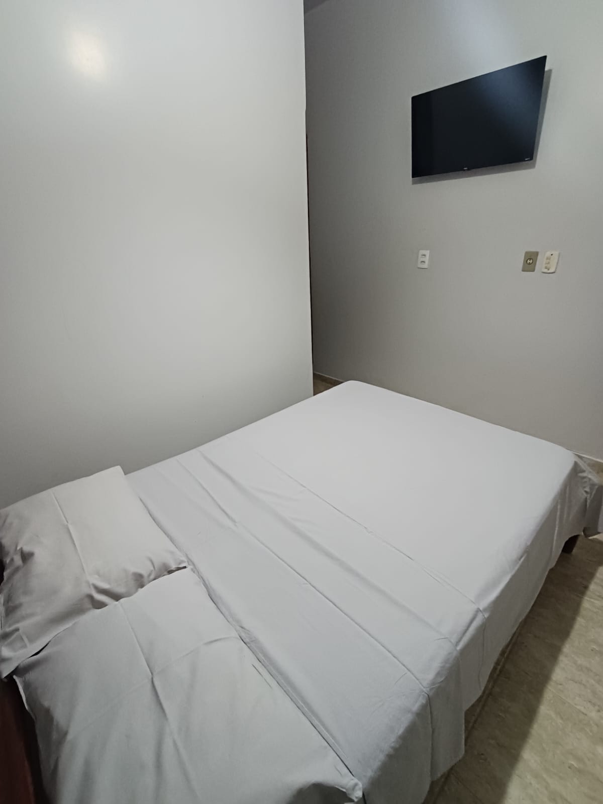 Quarto Casal Foto 4